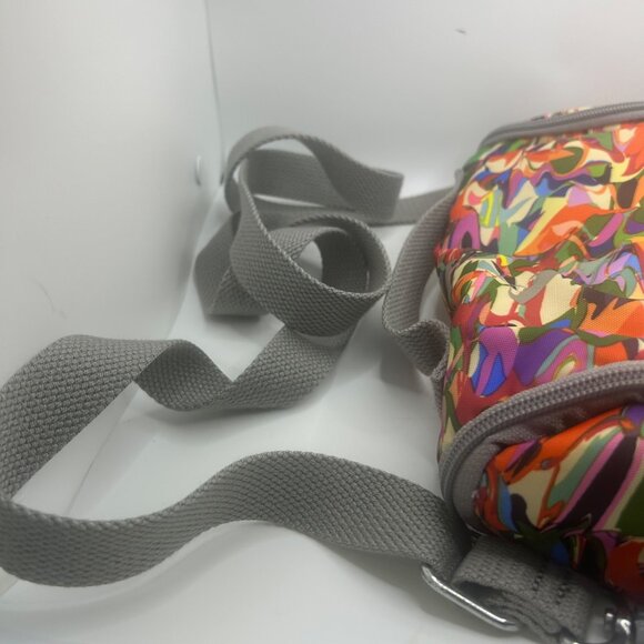 Kipling Multicolor Printed Crossbody Bag With Adjustable Grey Strap & Zipper Poc - Picture 3 of 12